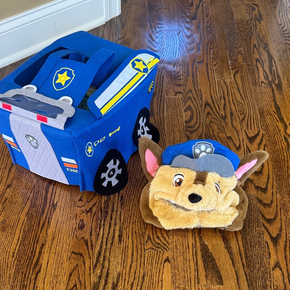 Pottery Barn Kids paw patrol Chase costume size 3T